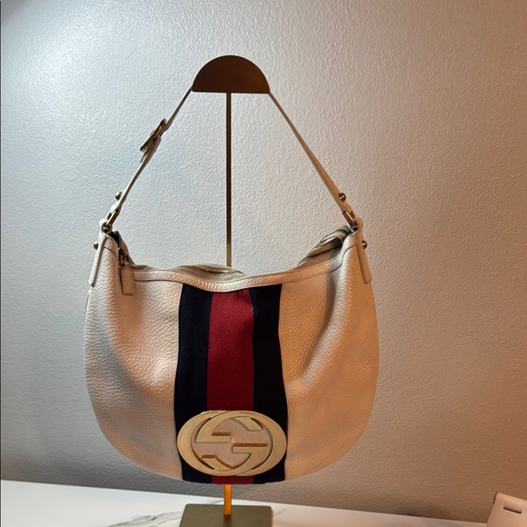 Gucci Handbags - Gucci White Blondie and Sherri Line (Blue & Red) Women's Shoulder Bag